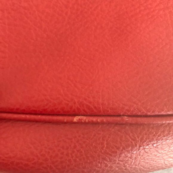 Red Matt & Nat purse - Picture 3 of 10